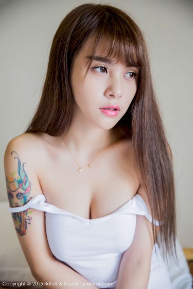 银狼手脚绑起来嘴用胶带封上